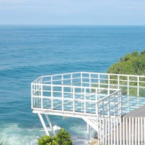 Teras-Kaca-Pantai-Nguluran-Gunungkidul-1024x768